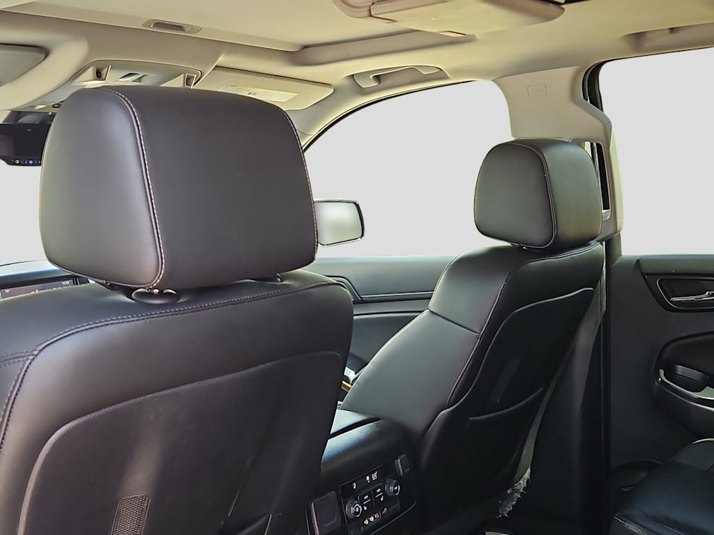 Thumbnail: 2015 Chevrolet Tahoe - 11