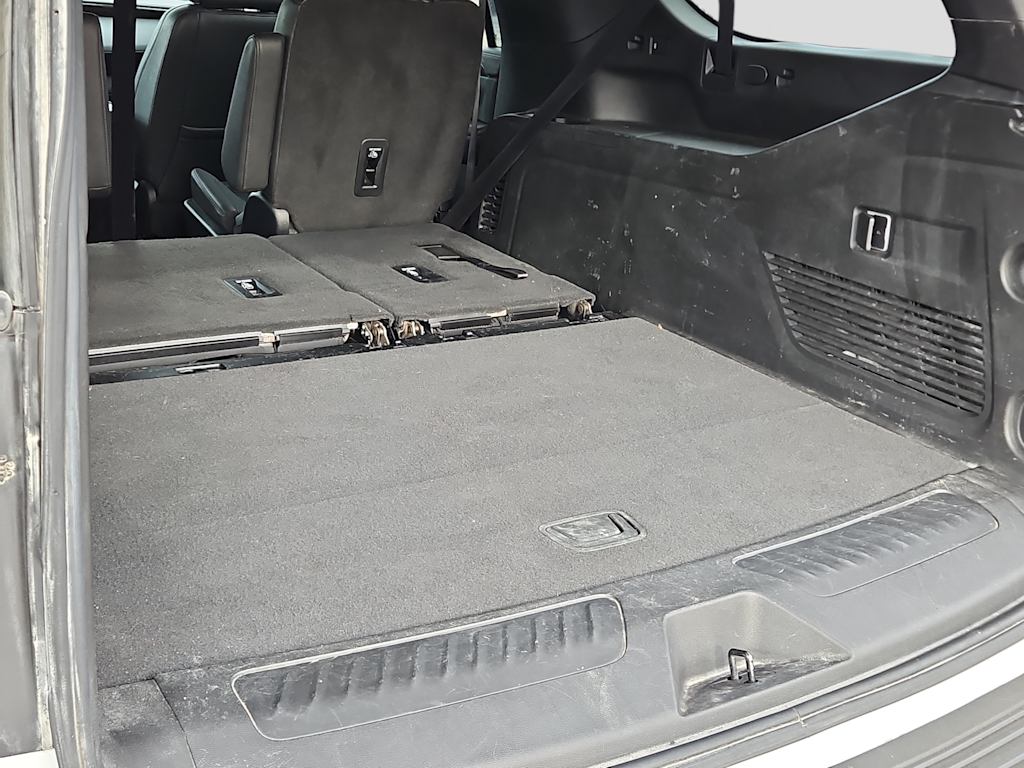 Thumbnail: 2023 Chevrolet Suburban - 24