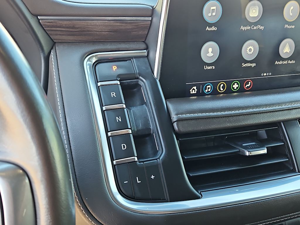 Thumbnail: 2021 Chevrolet Tahoe - 14