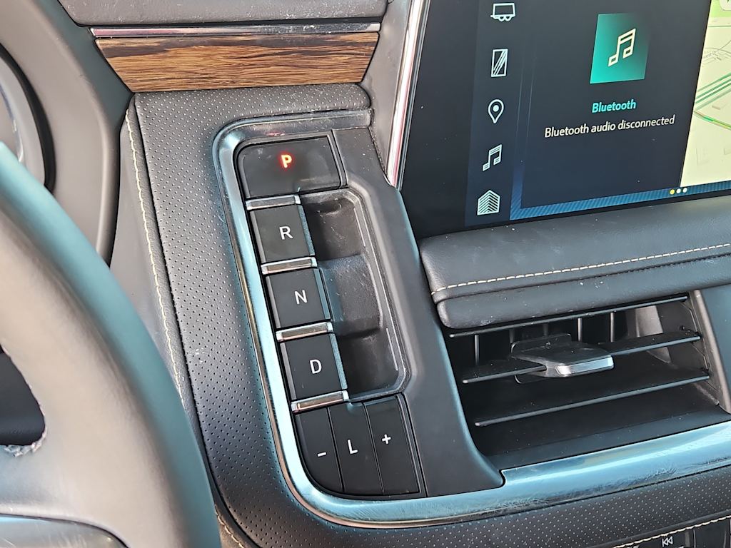 Thumbnail: 2023 Chevrolet Tahoe - 24