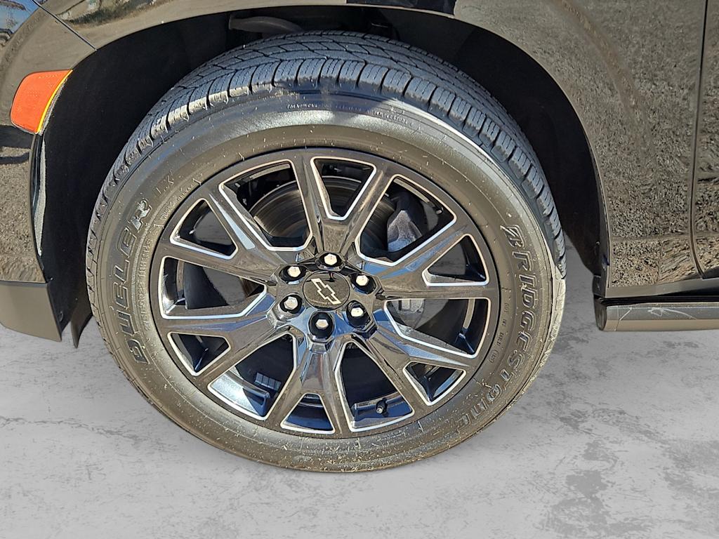 Thumbnail: 2023 Chevrolet Tahoe - 7