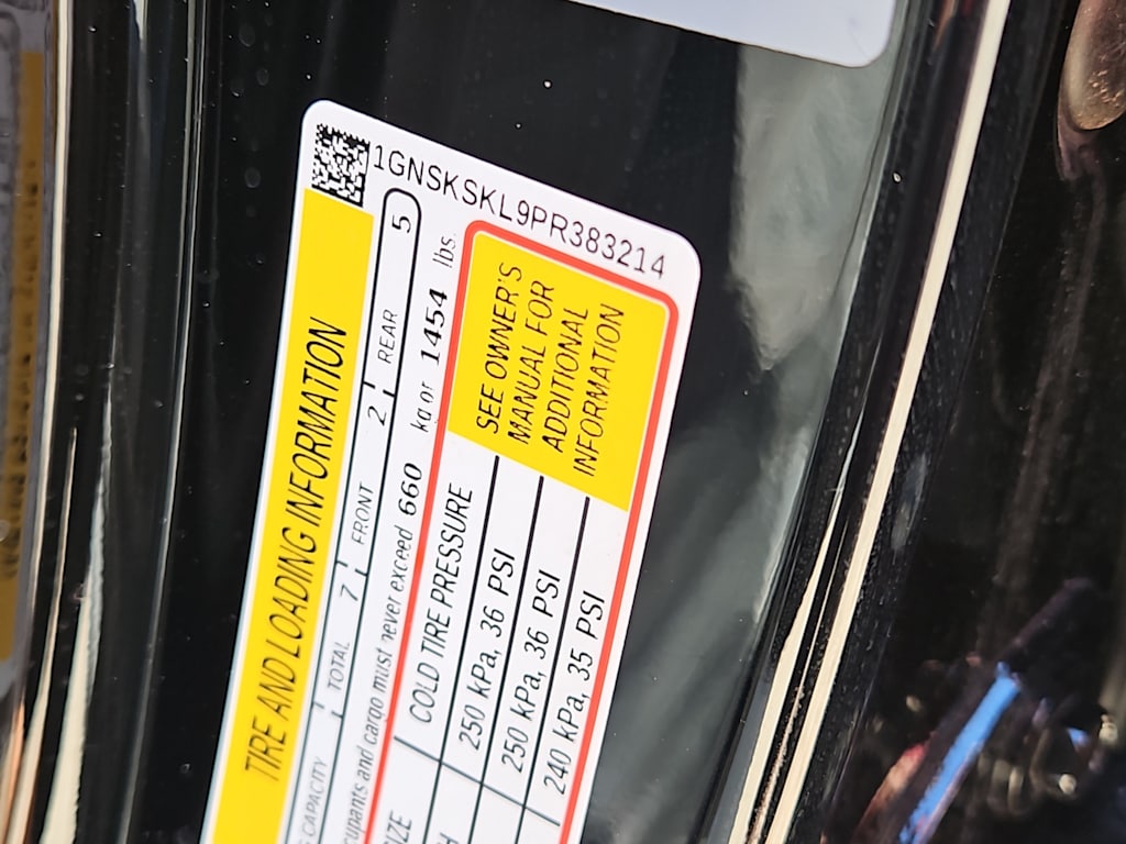 Thumbnail: 2023 Chevrolet Tahoe - 16