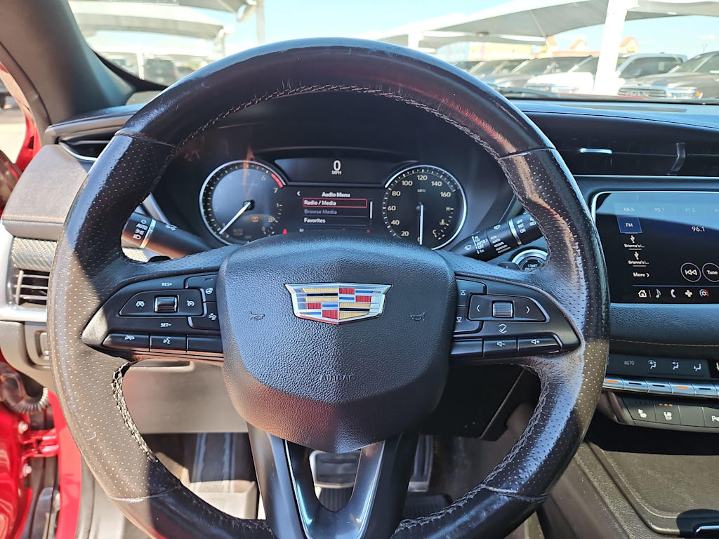 Thumbnail: 2019 Cadillac XT4 - 8