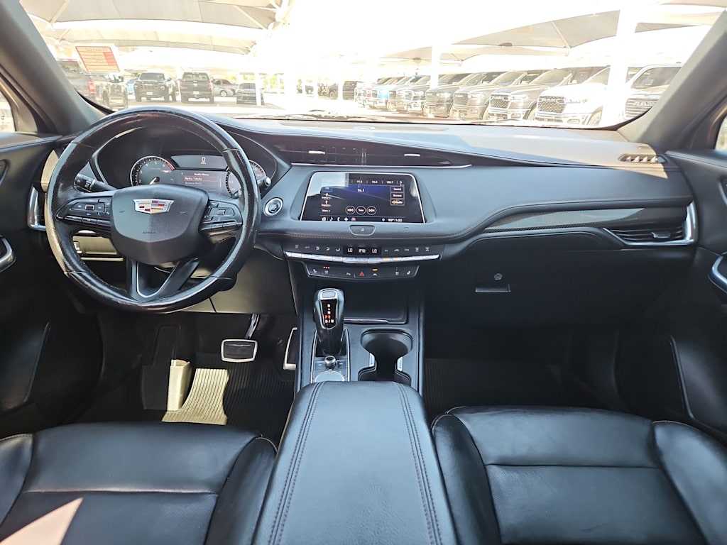 Thumbnail: 2019 Cadillac XT4 - 2