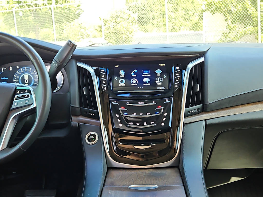 Thumbnail: 2017 Cadillac Escalade - 9