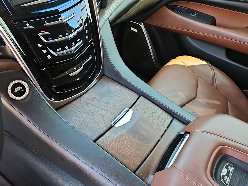 Thumbnail: 2017 Cadillac Escalade - 13