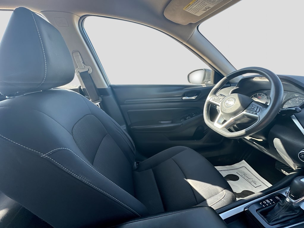 Thumbnail: 2021 Nissan Altima - 10