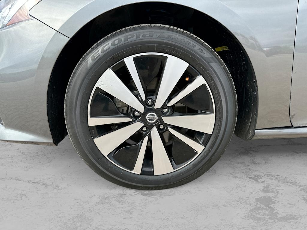 Thumbnail: 2022 Nissan Altima - 8