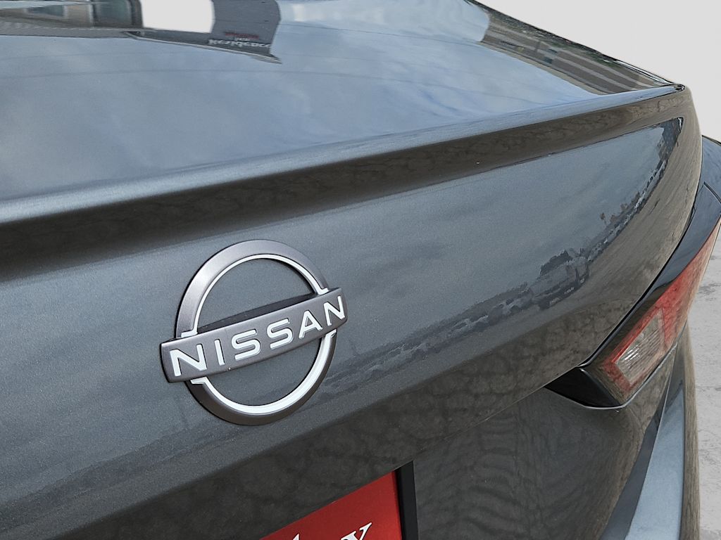 Thumbnail: 2025 Nissan Altima - 21