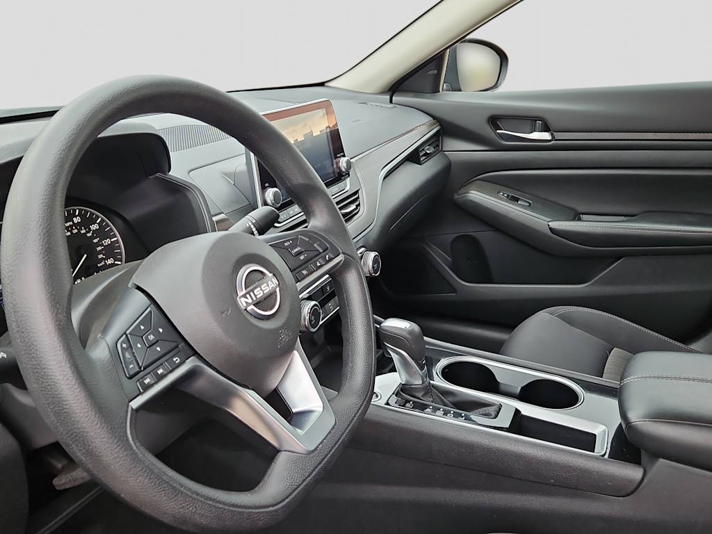Thumbnail: 2024 Nissan Altima - 2