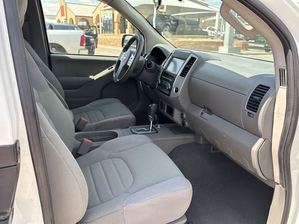 Thumbnail: 2021 Nissan Frontier - 10