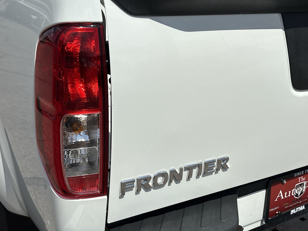Thumbnail: 2021 Nissan Frontier - 25