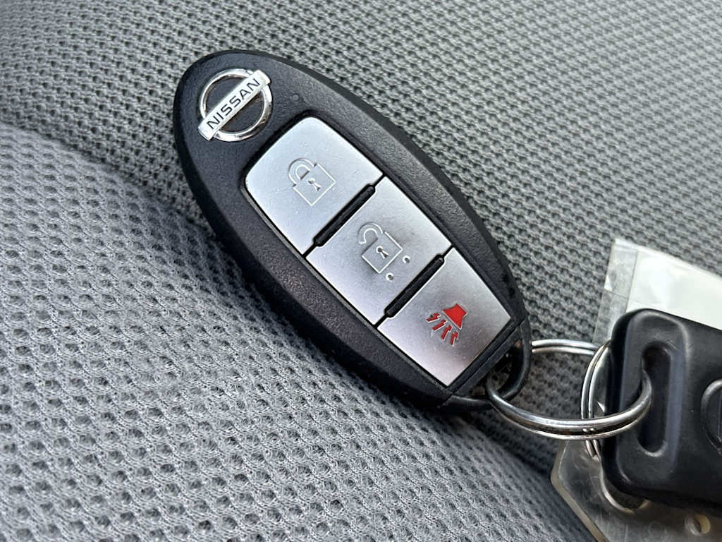 Thumbnail: 2021 Nissan Frontier - 14