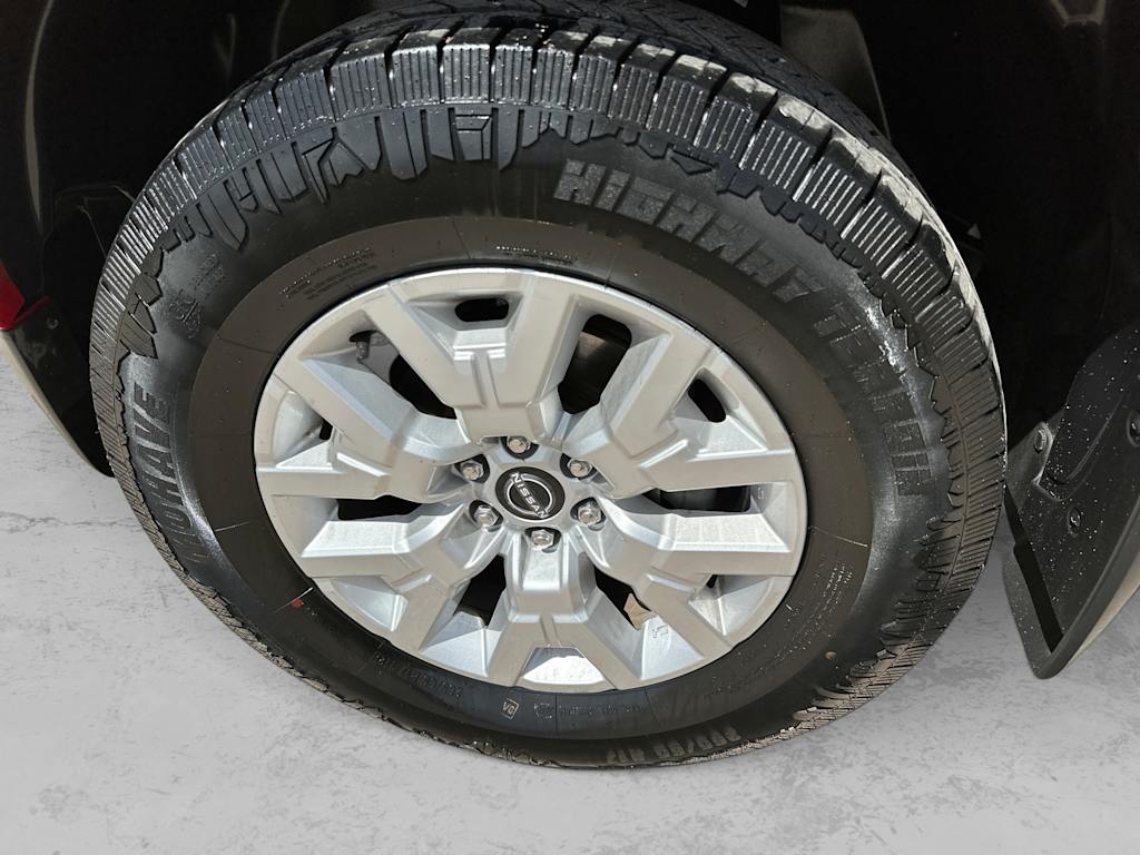 Thumbnail: 2022 Nissan Frontier - 7