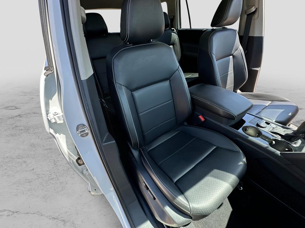 Thumbnail: 2022 Volkswagen Atlas - 29
