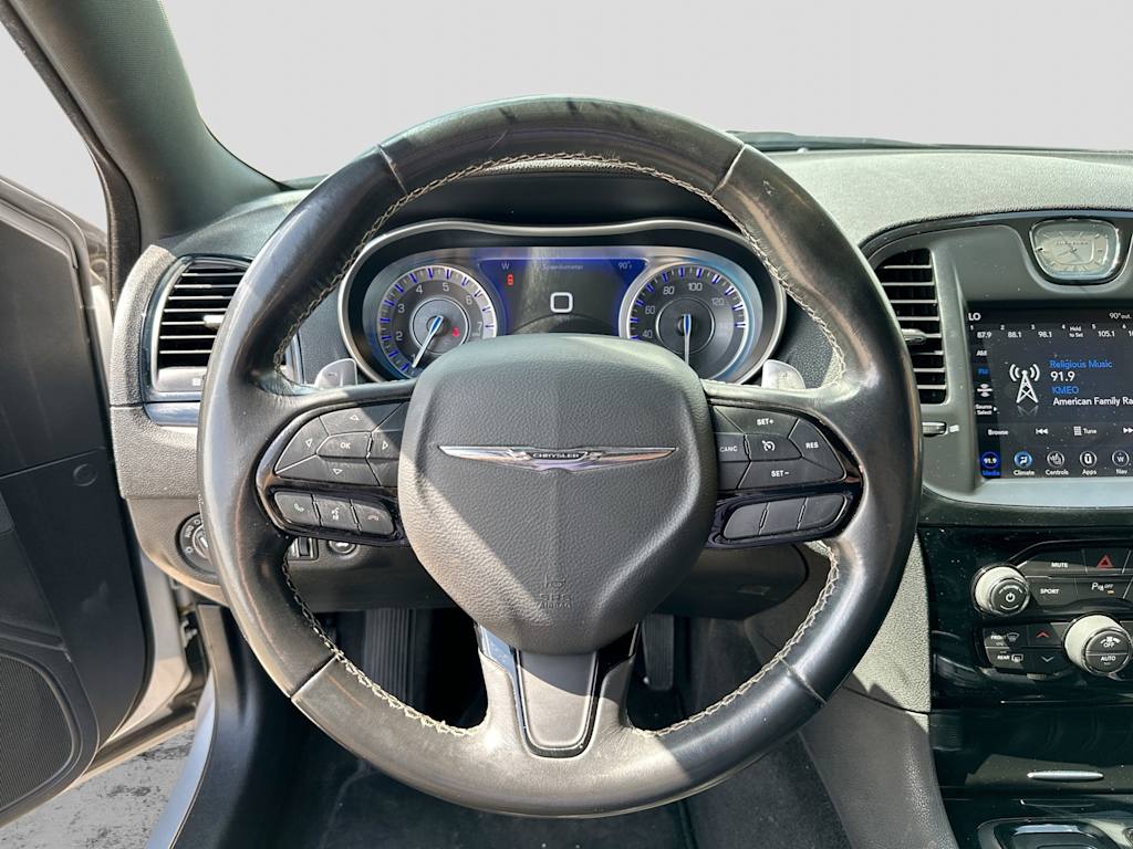 Thumbnail: 2021 Chrysler 300 - 9