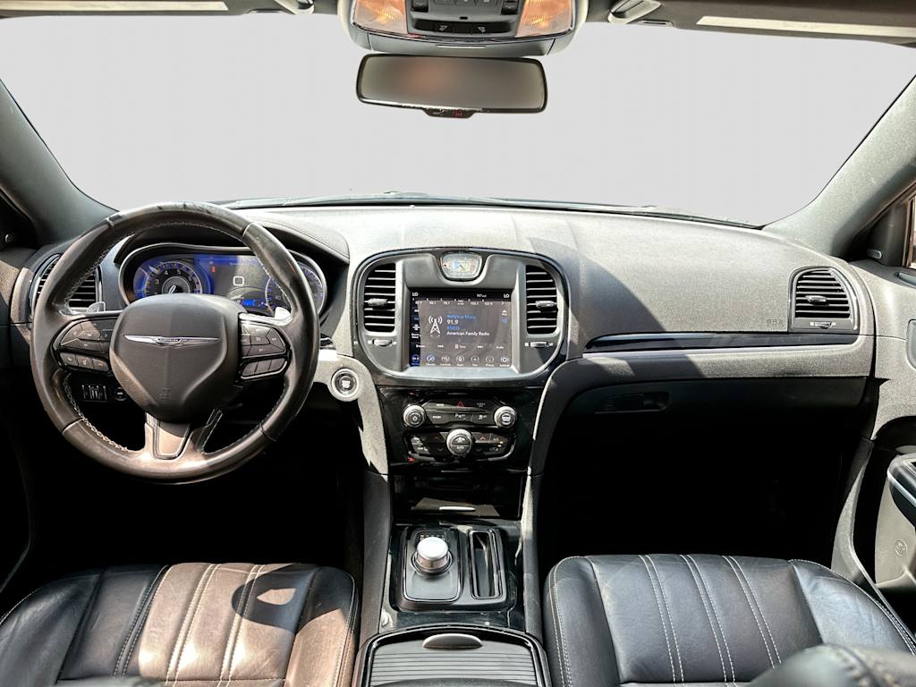 Thumbnail: 2021 Chrysler 300 - 2