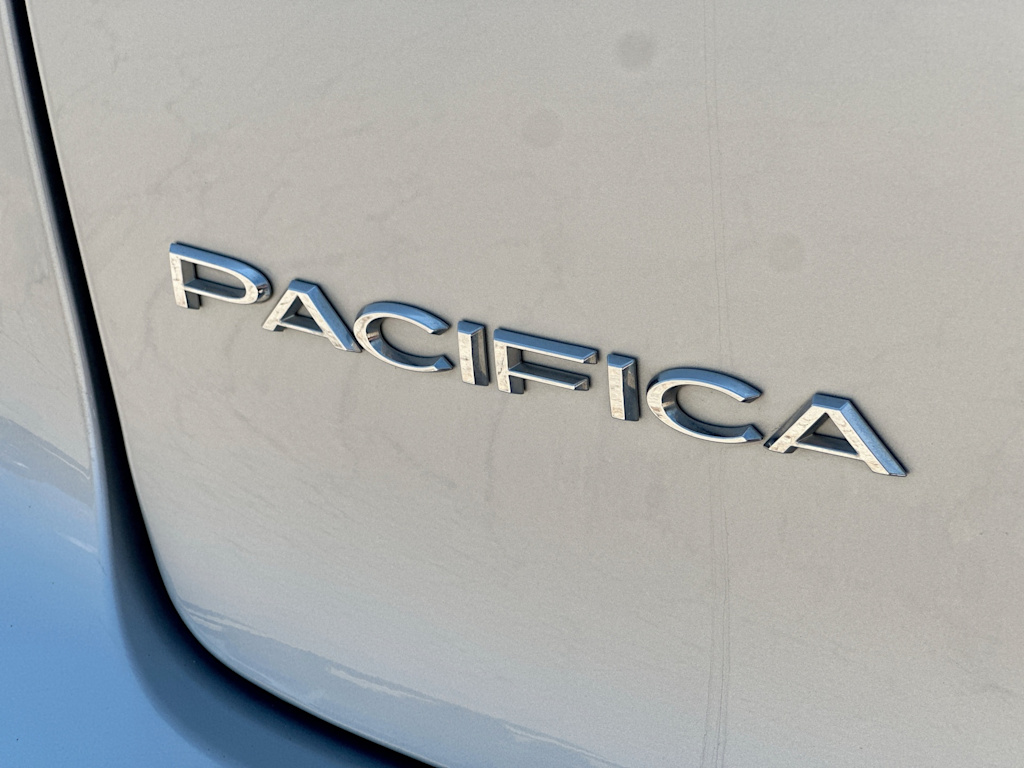 Thumbnail: 2024 Chrysler Pacifica - 7