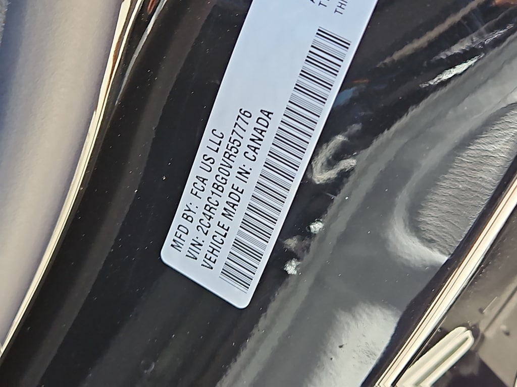 Thumbnail: 2027 Chrysler Pacifica - 15