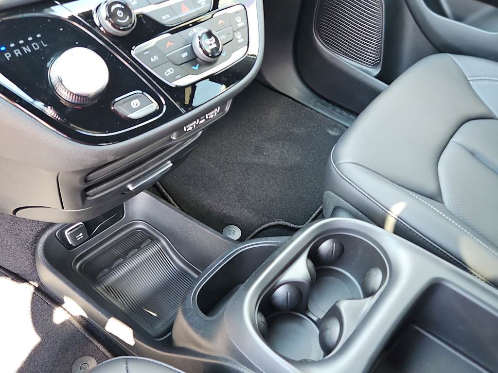 Thumbnail: 2025 Chrysler Pacifica - 14