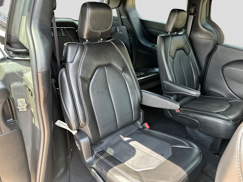 Thumbnail: 2025 Chrysler Pacifica - 27