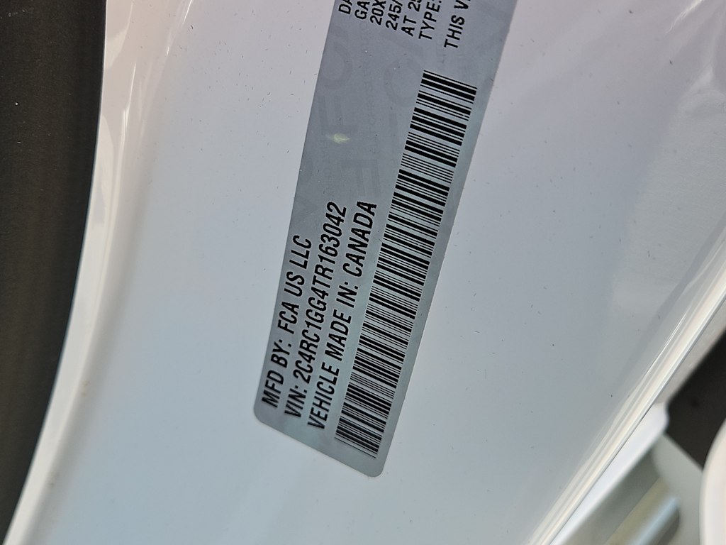 Thumbnail: 2026 Chrysler Pacifica - 15