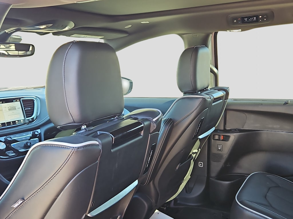Thumbnail: 2026 Chrysler Pacifica - 11