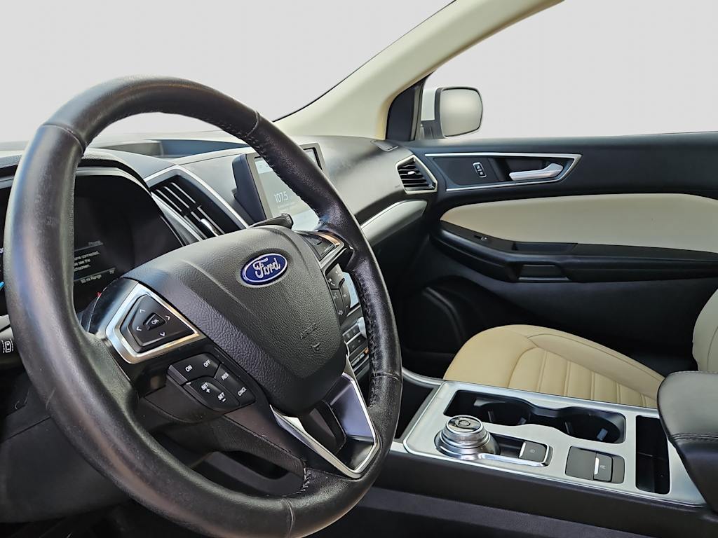 Thumbnail: 2022 Ford Edge - 2
