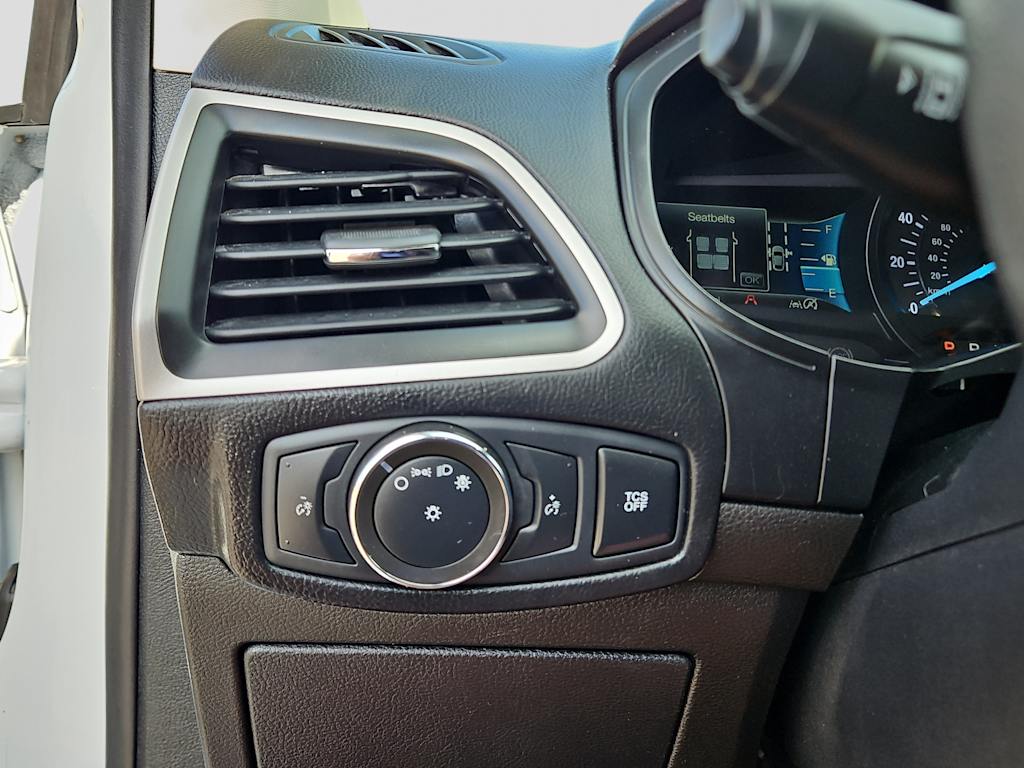 Thumbnail: 2022 Ford Edge - 25