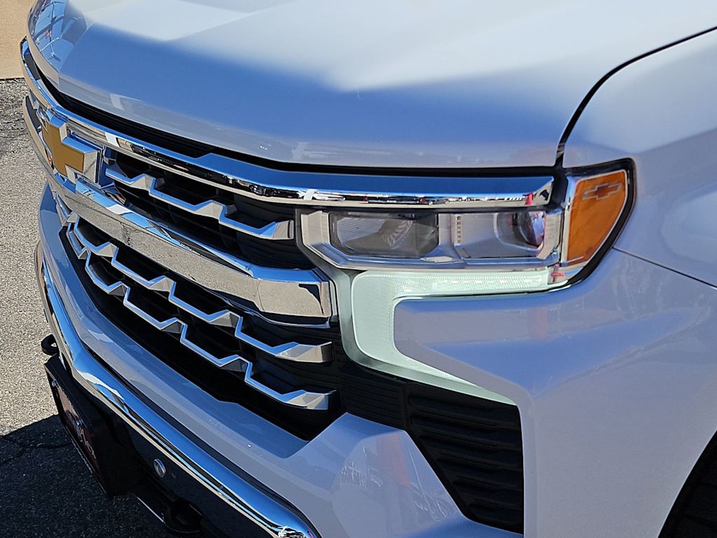 Thumbnail: 2022 Chevrolet Silverado 1500 - 21