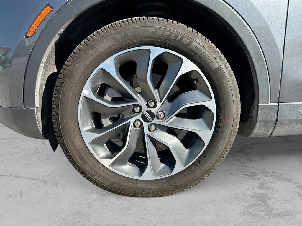 Thumbnail: 2023 Lincoln Nautilus - 7