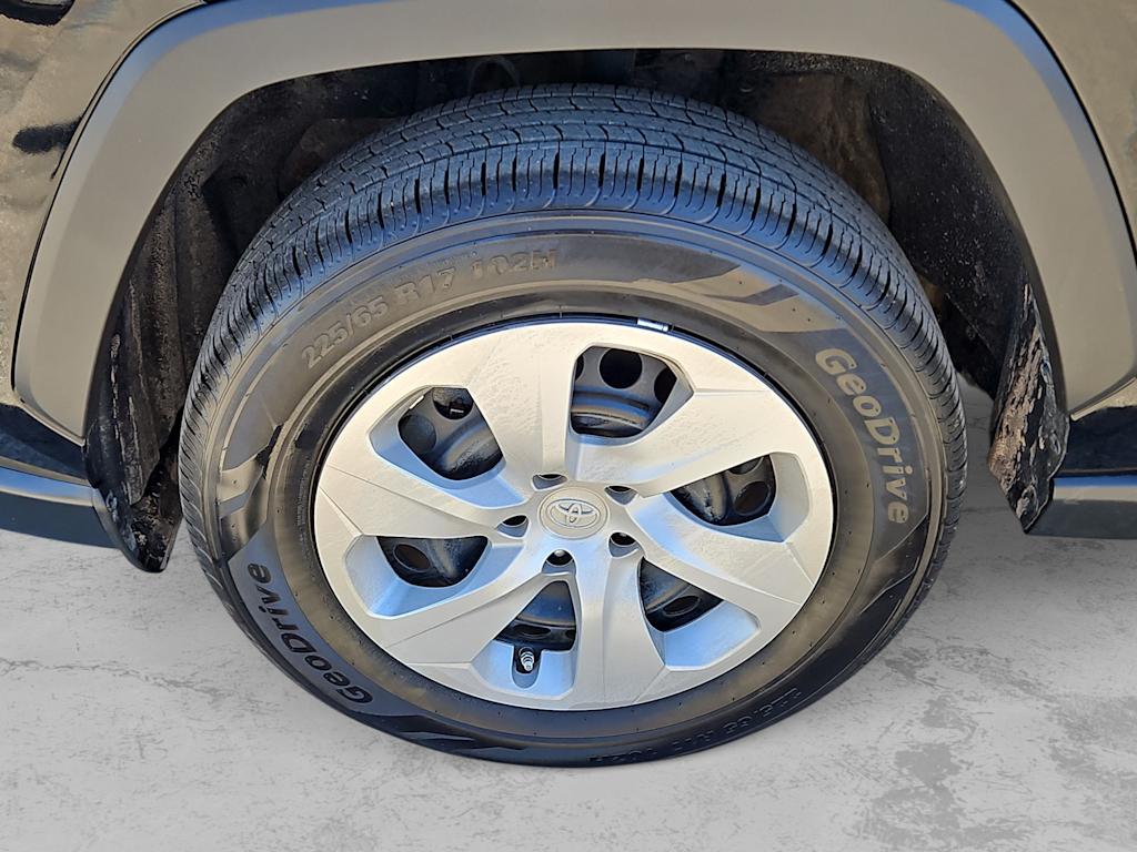 Thumbnail: 2024 Toyota RAV4 - 8