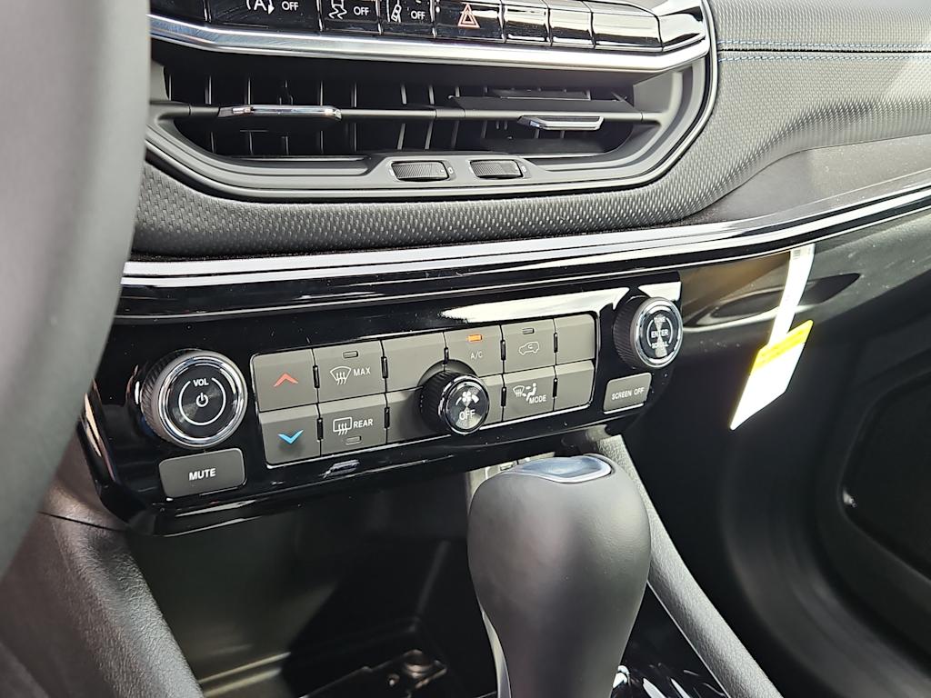 Thumbnail: 2026 Jeep Compass - 25