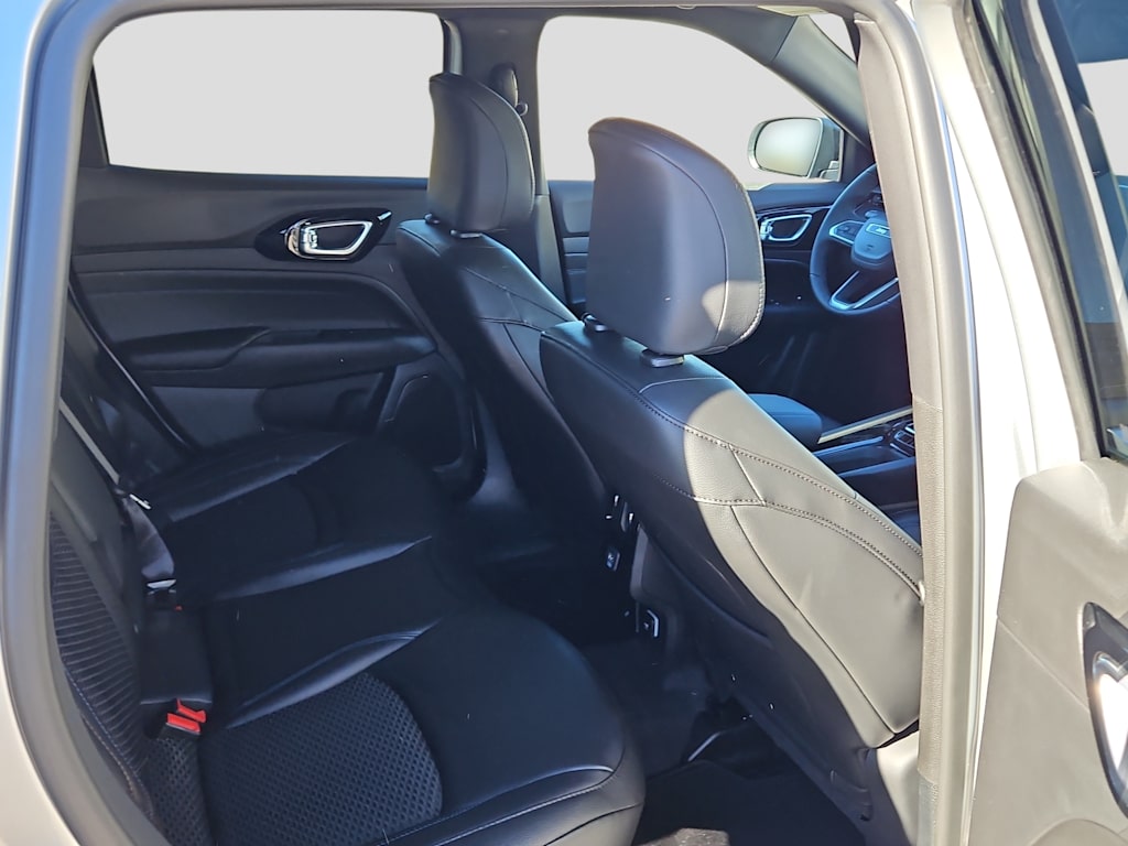 Thumbnail: 2026 Jeep Compass - 22