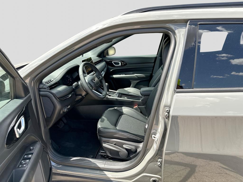 Thumbnail: 2026 Jeep Compass - 11