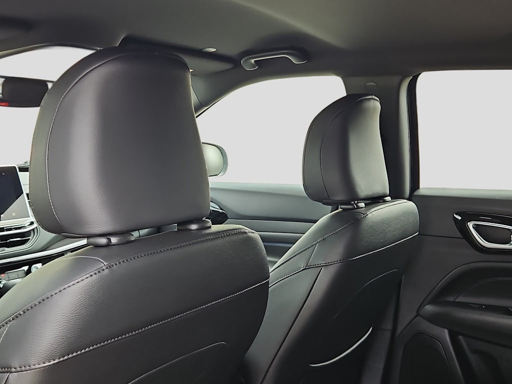 Thumbnail: 2026 Jeep Compass - 22