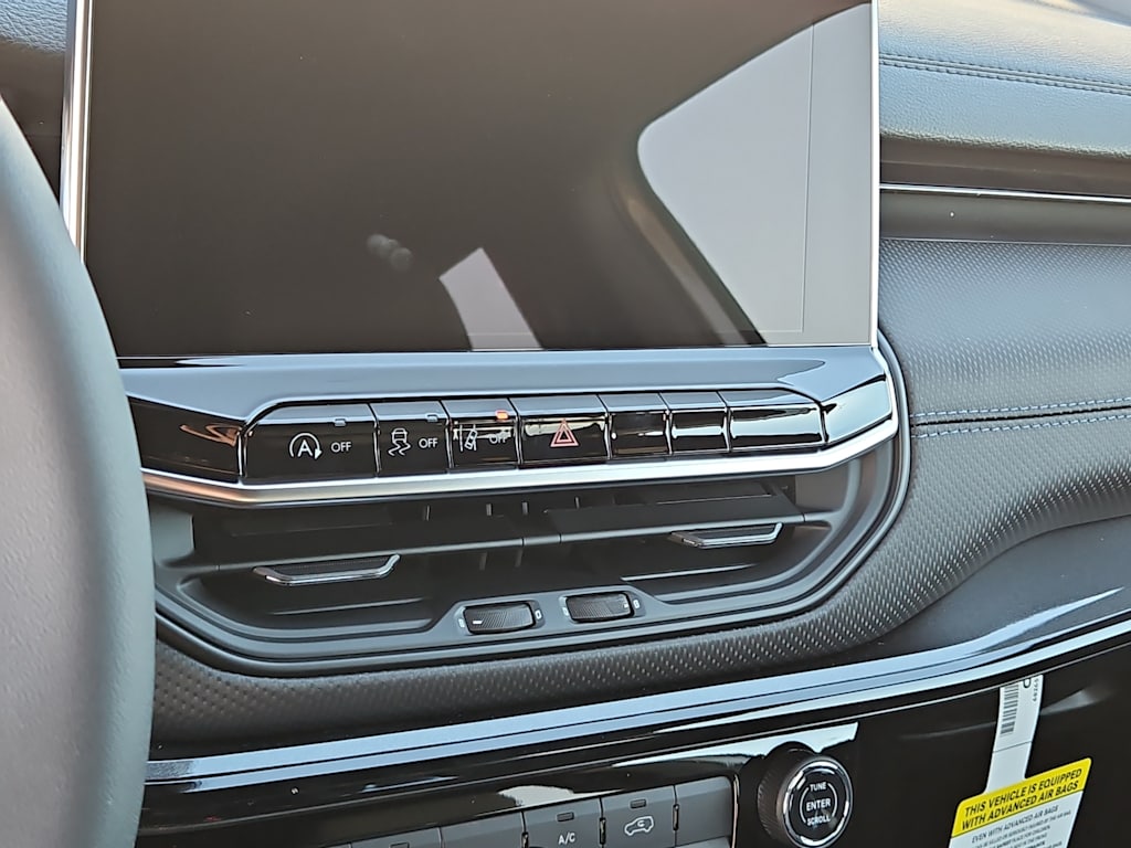 Thumbnail: 2026 Jeep Compass - 13