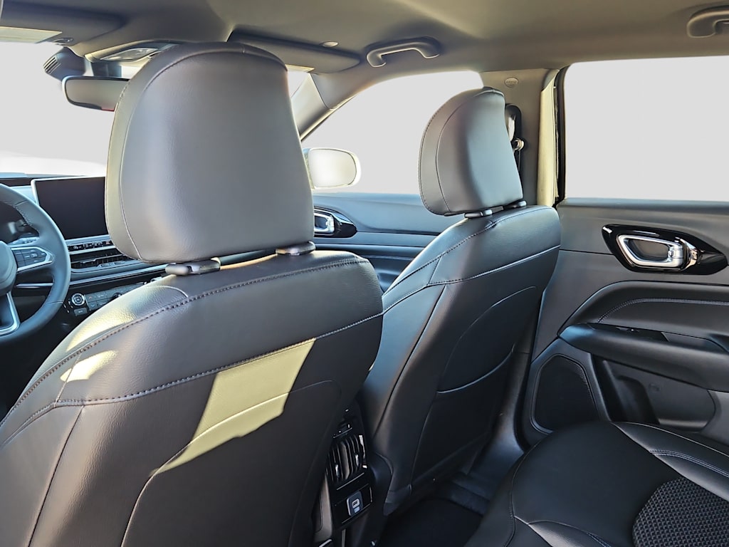 Thumbnail: 2026 Jeep Compass - 11