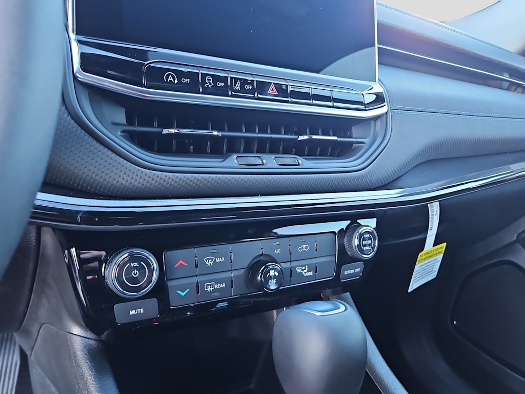 Thumbnail: 2026 Jeep Compass - 12