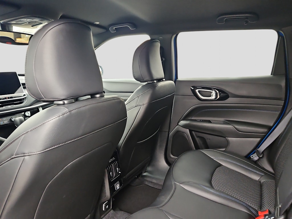 Thumbnail: 2026 Jeep Compass - 12