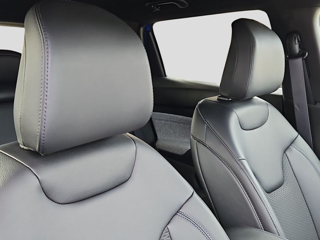 Thumbnail: 2026 Jeep Compass - 22