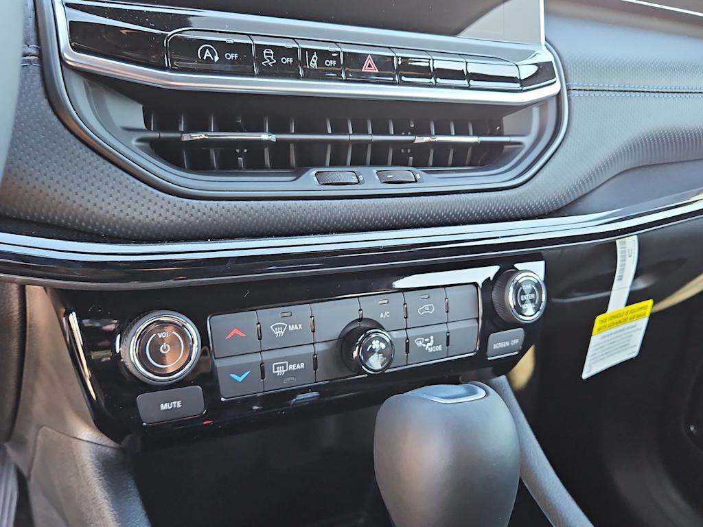 Thumbnail: 2026 Jeep Compass - 25