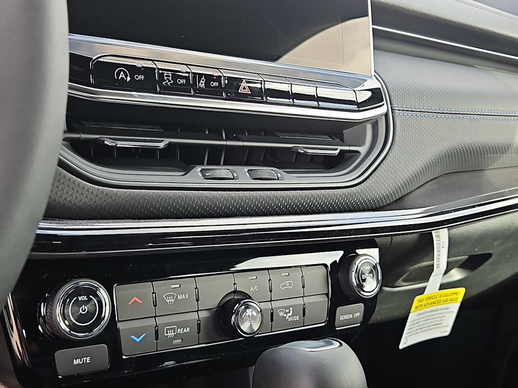 Thumbnail: 2026 Jeep Compass - 11