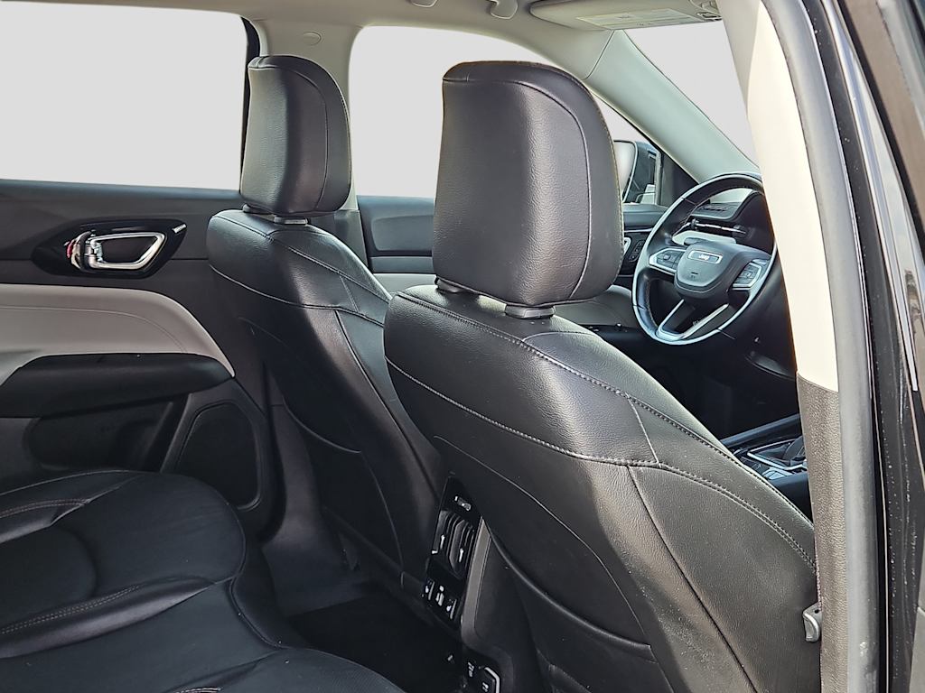 Thumbnail: 2022 Jeep Compass - 10