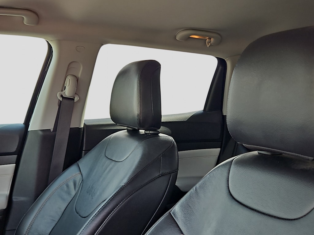 Thumbnail: 2022 Jeep Compass - 9