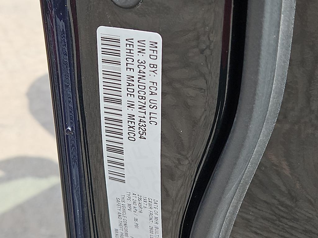 Thumbnail: 2022 Jeep Compass - 15