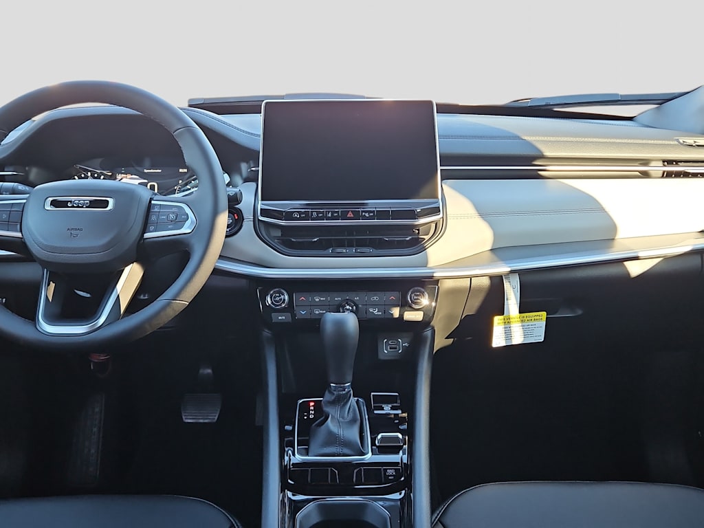 Thumbnail: 2026 Jeep Compass - 9