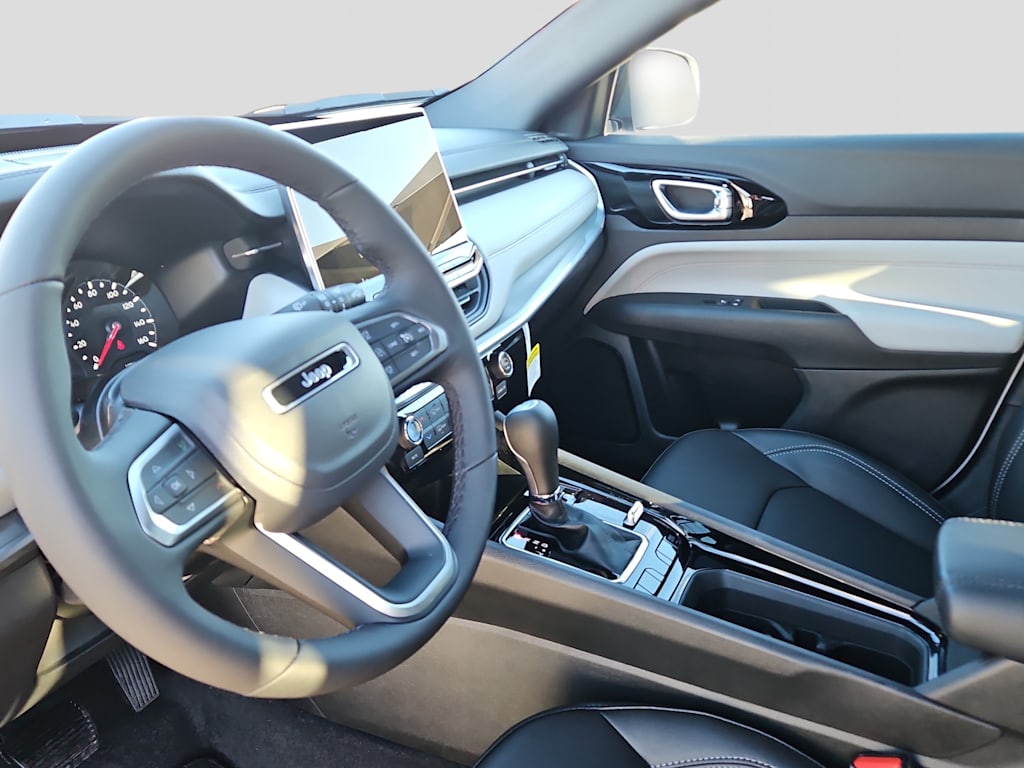 Thumbnail: 2026 Jeep Compass - 2