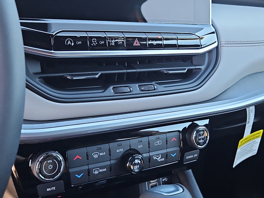 Thumbnail: 2026 Jeep Compass - 25