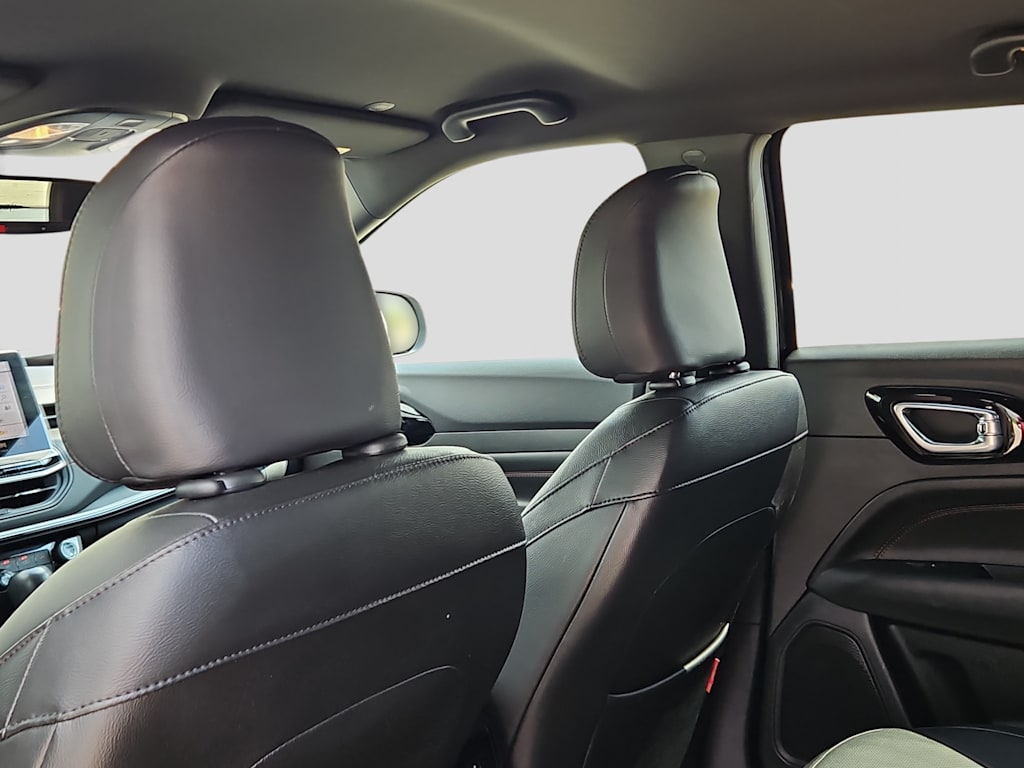 Thumbnail: 2025 Jeep Compass - 22